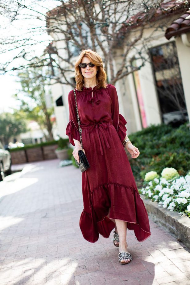Wine Color Dress For Valentine's Day | The Middle Page