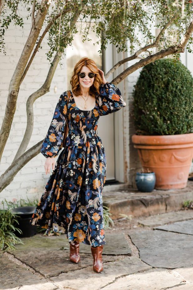 Dallas Blogger Wearing Floral Dress and Boots