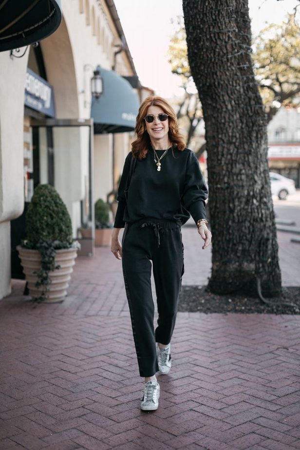 woman wearing all black COMFORTABLE AND CHIC MATCHING SET